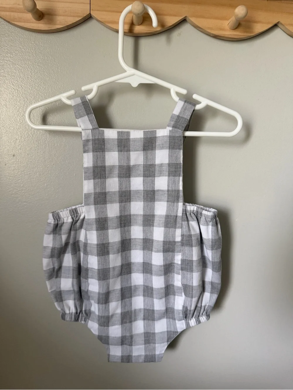 Mud Pie Baby 6-9M Gray White Gingham Romper Sleeveless Unisex One Piece